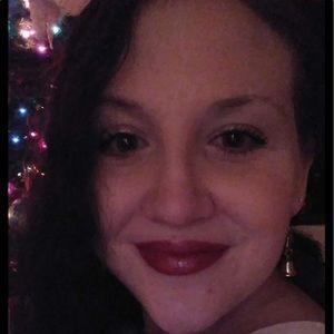 Meet your Posher, Christine n locascio